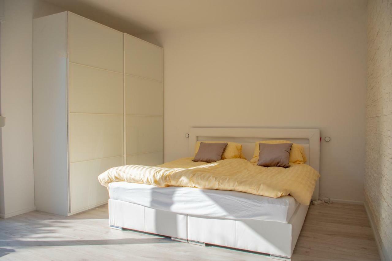Appartement Liebesvolles Studio In Eppstein Extérieur photo